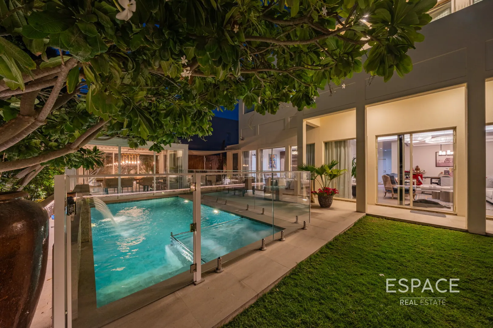 PropertiesGalleryCamera