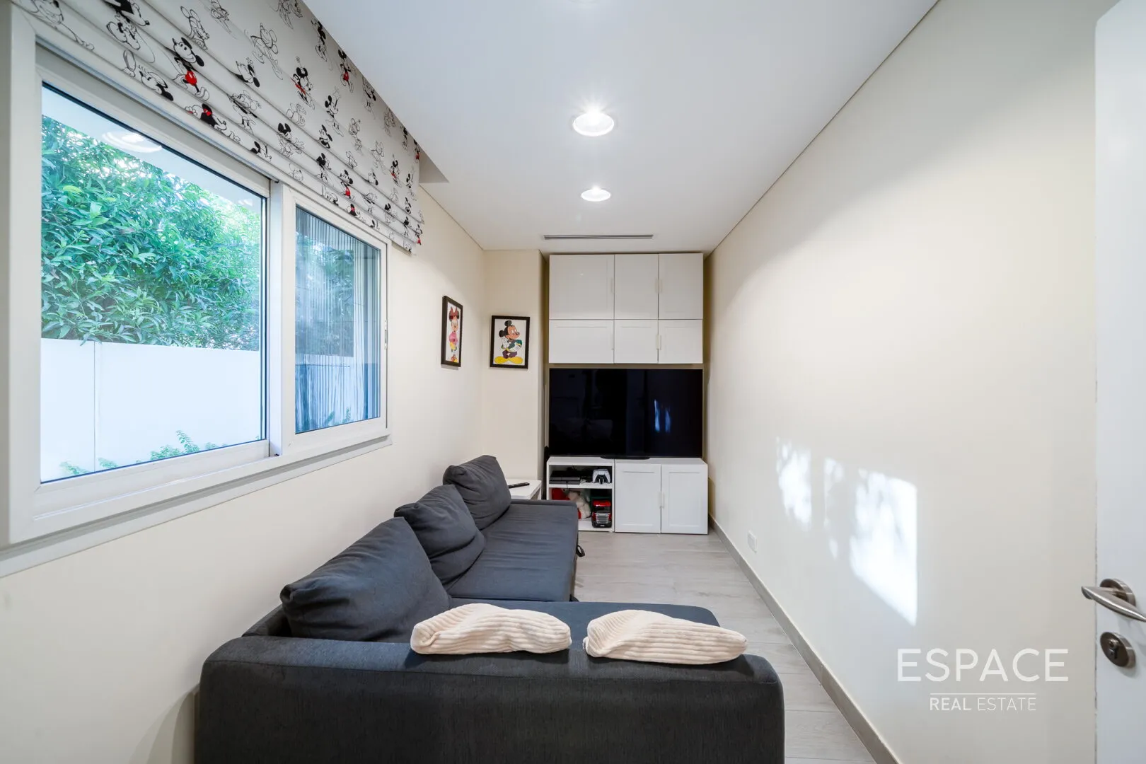 PropertiesGalleryCamera