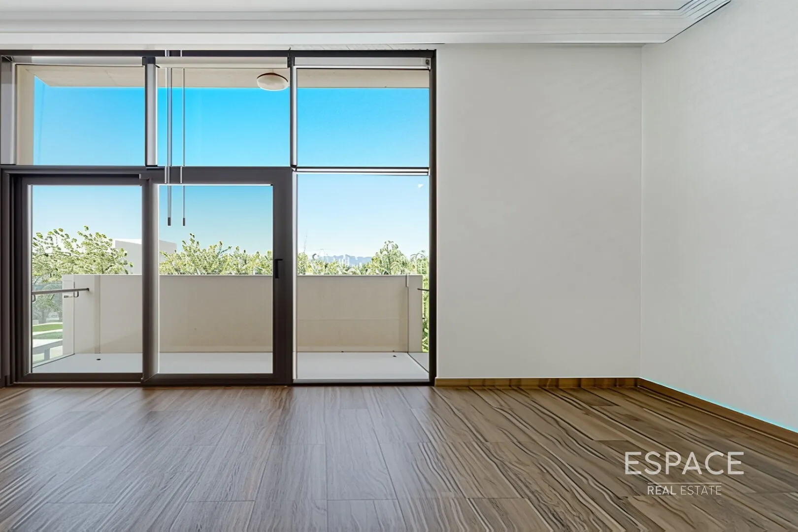 single static gallery