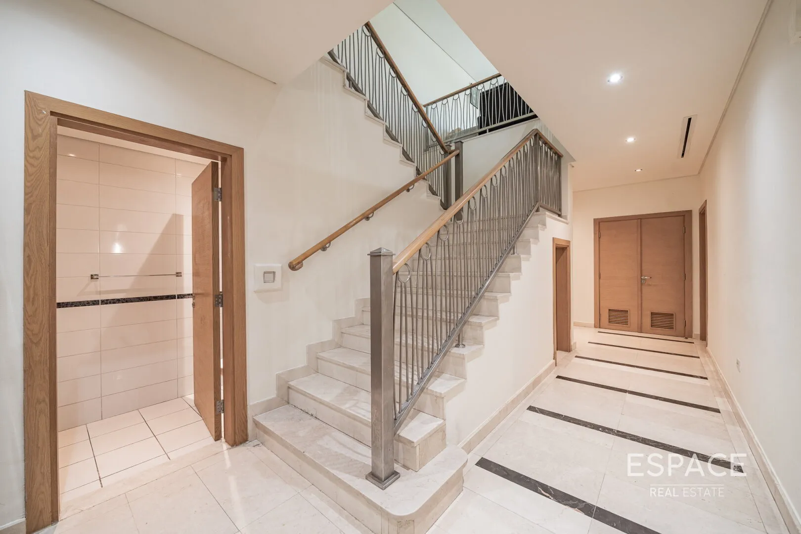 single static gallery