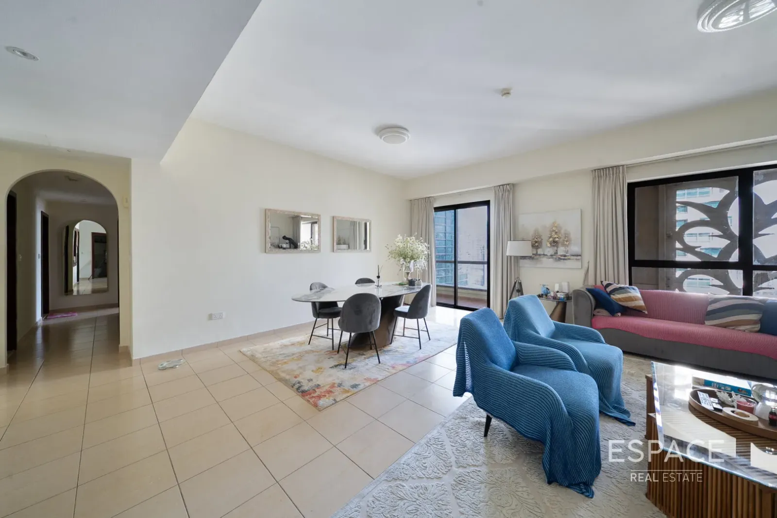 PropertiesGalleryCamera