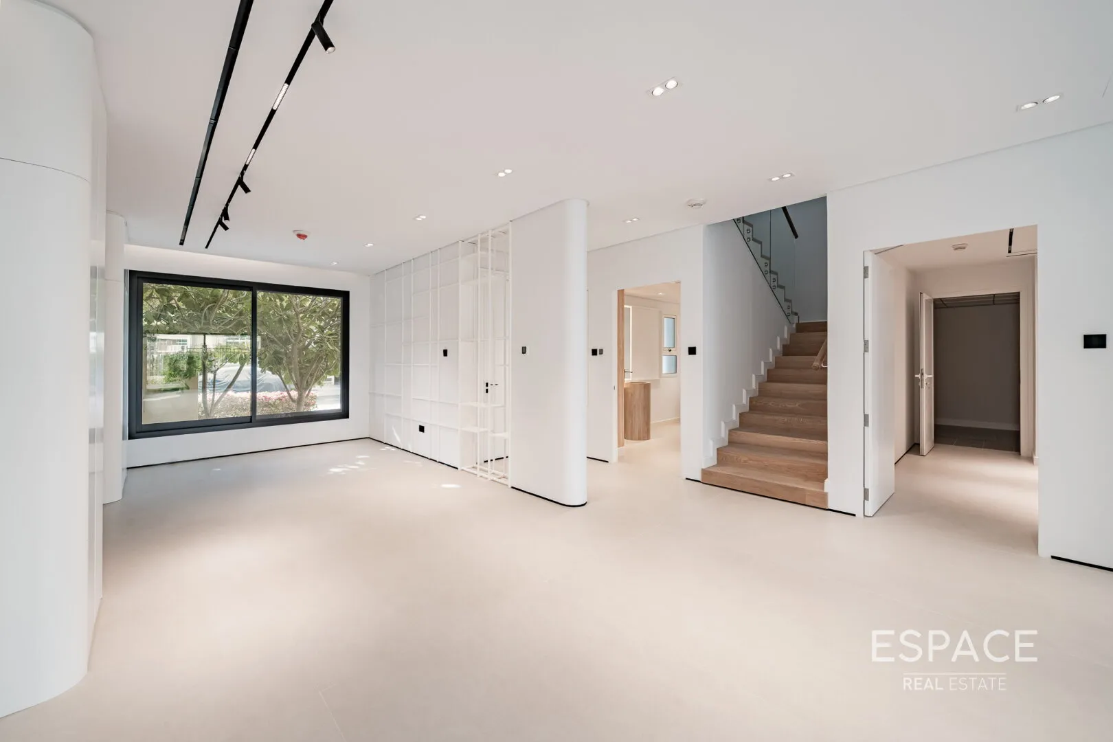 single static gallery