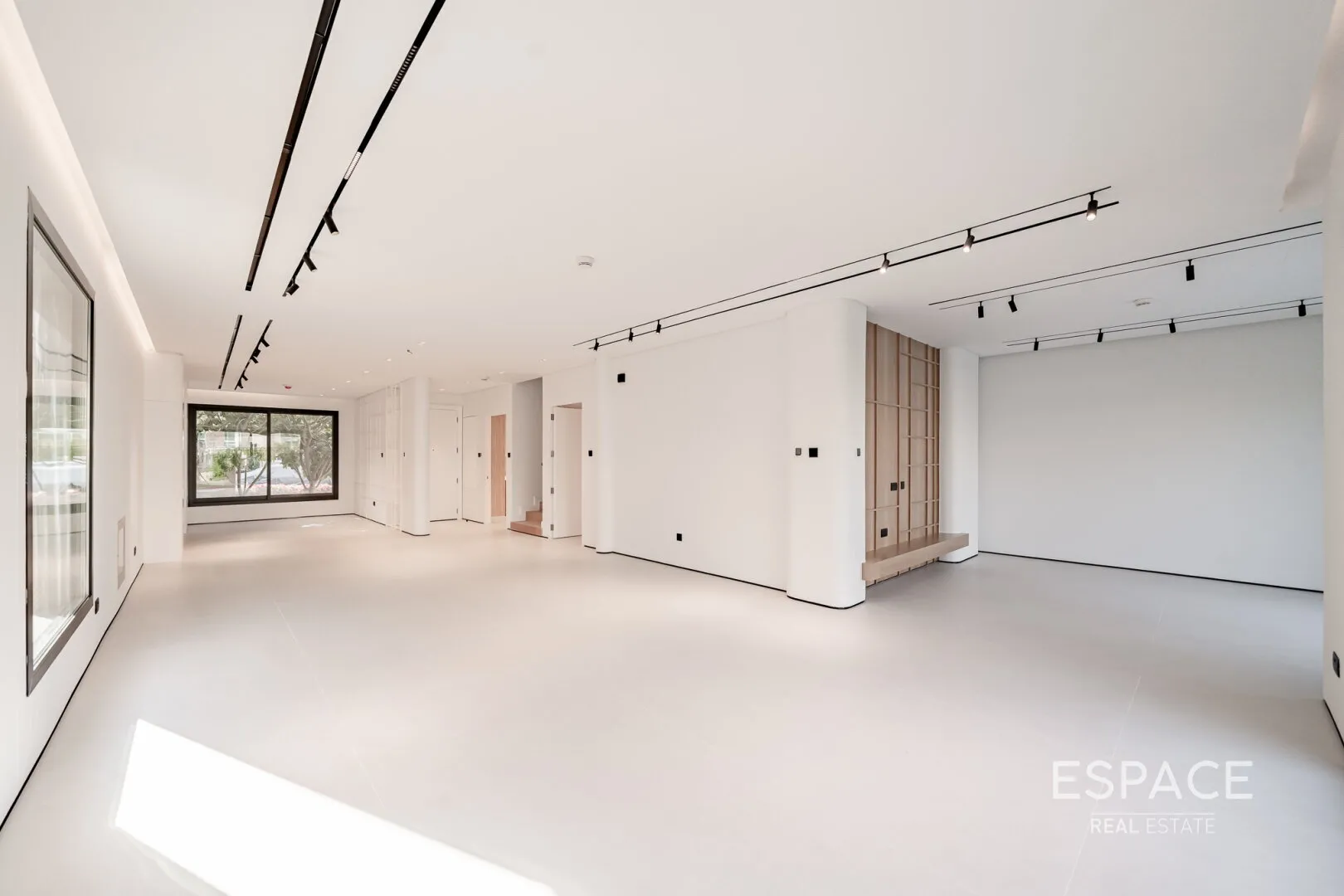 single static gallery