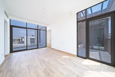 Tilal Al Furjan - Phase 1, Al Furjan, Dubai - Espace
