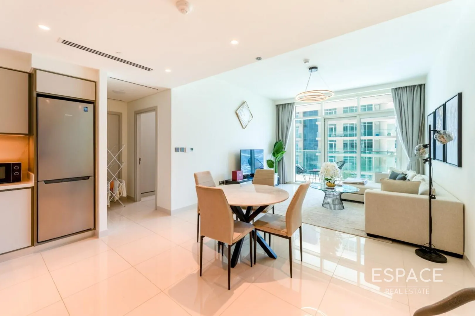 PropertiesGalleryCamera