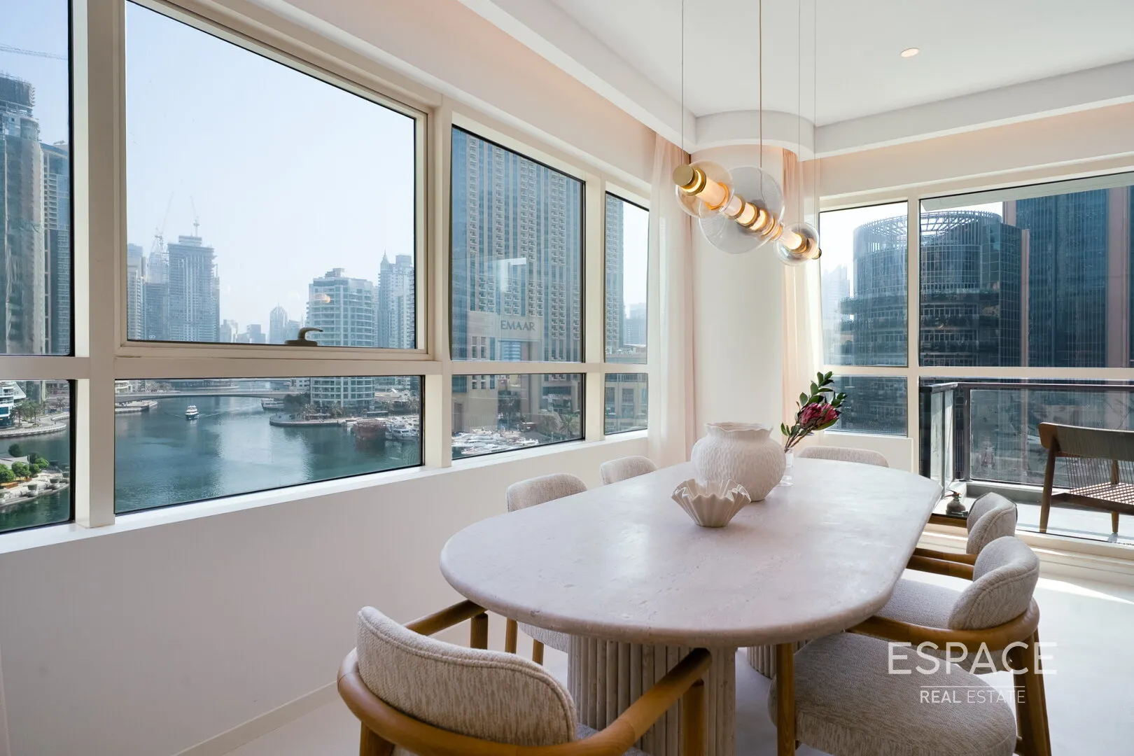 single static gallery