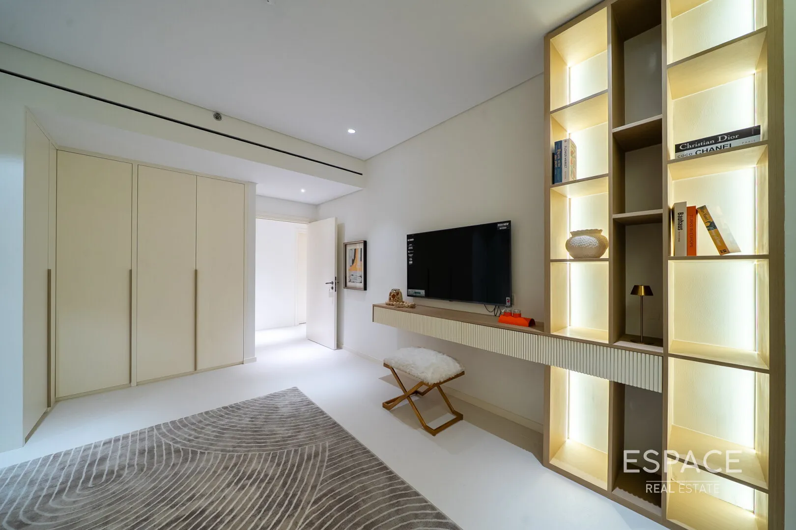 PropertiesGalleryCamera