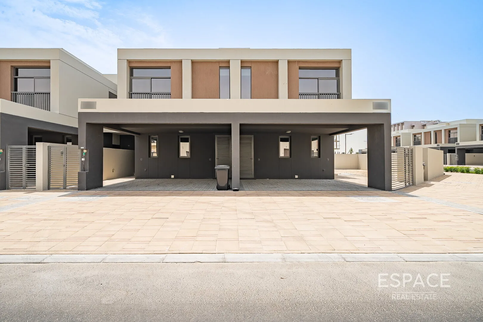 single static gallery