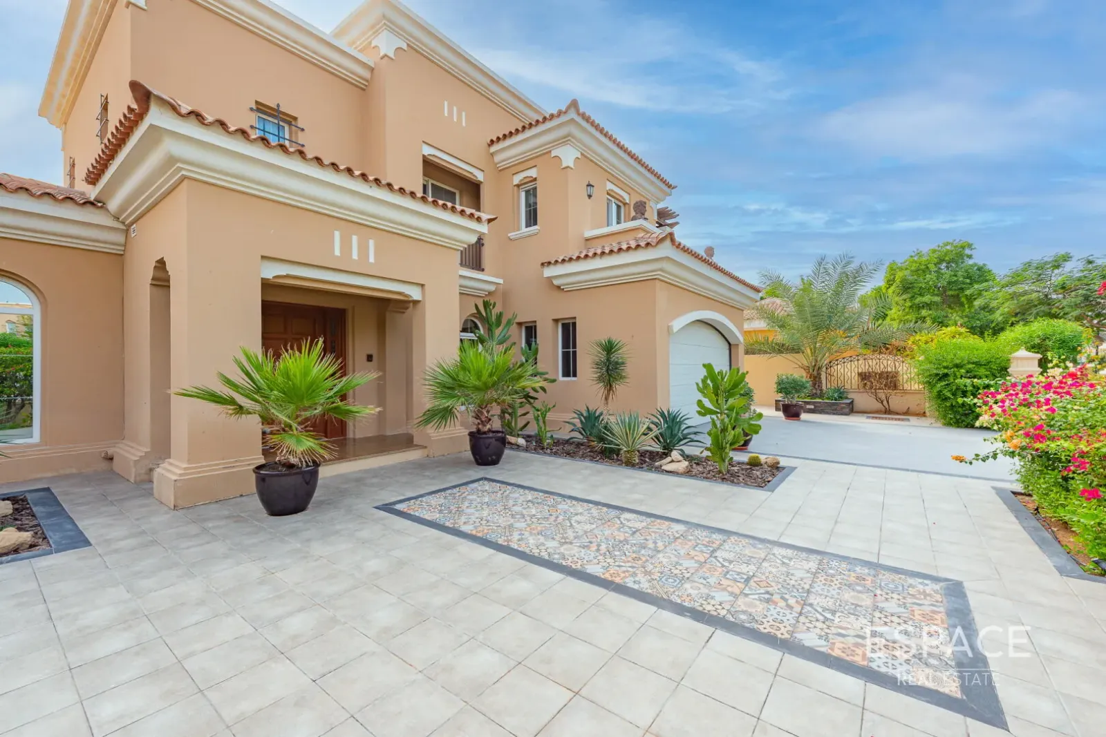 PropertiesGalleryCamera