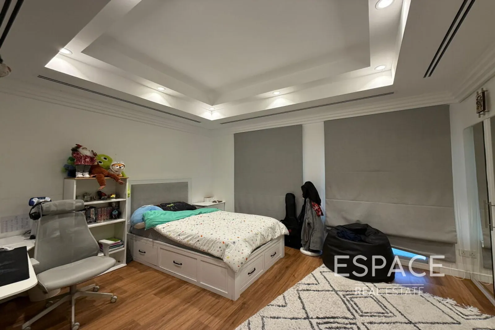 PropertiesGalleryCamera