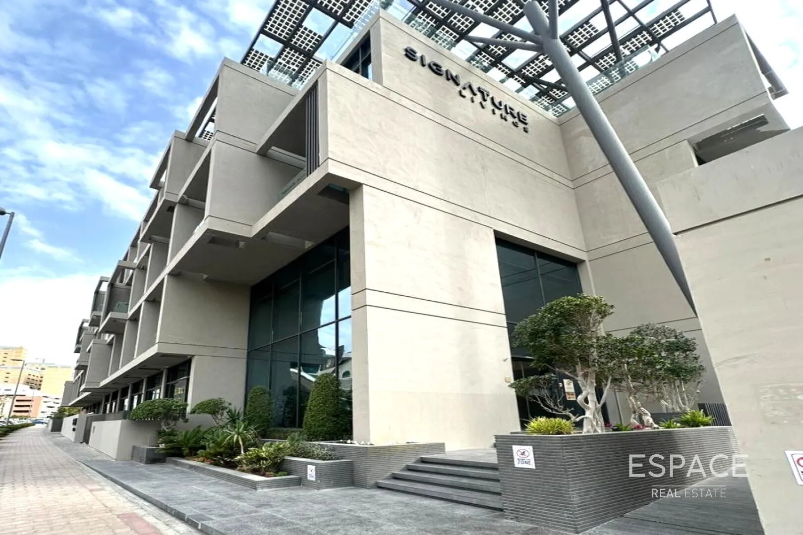 PropertiesGalleryCamera