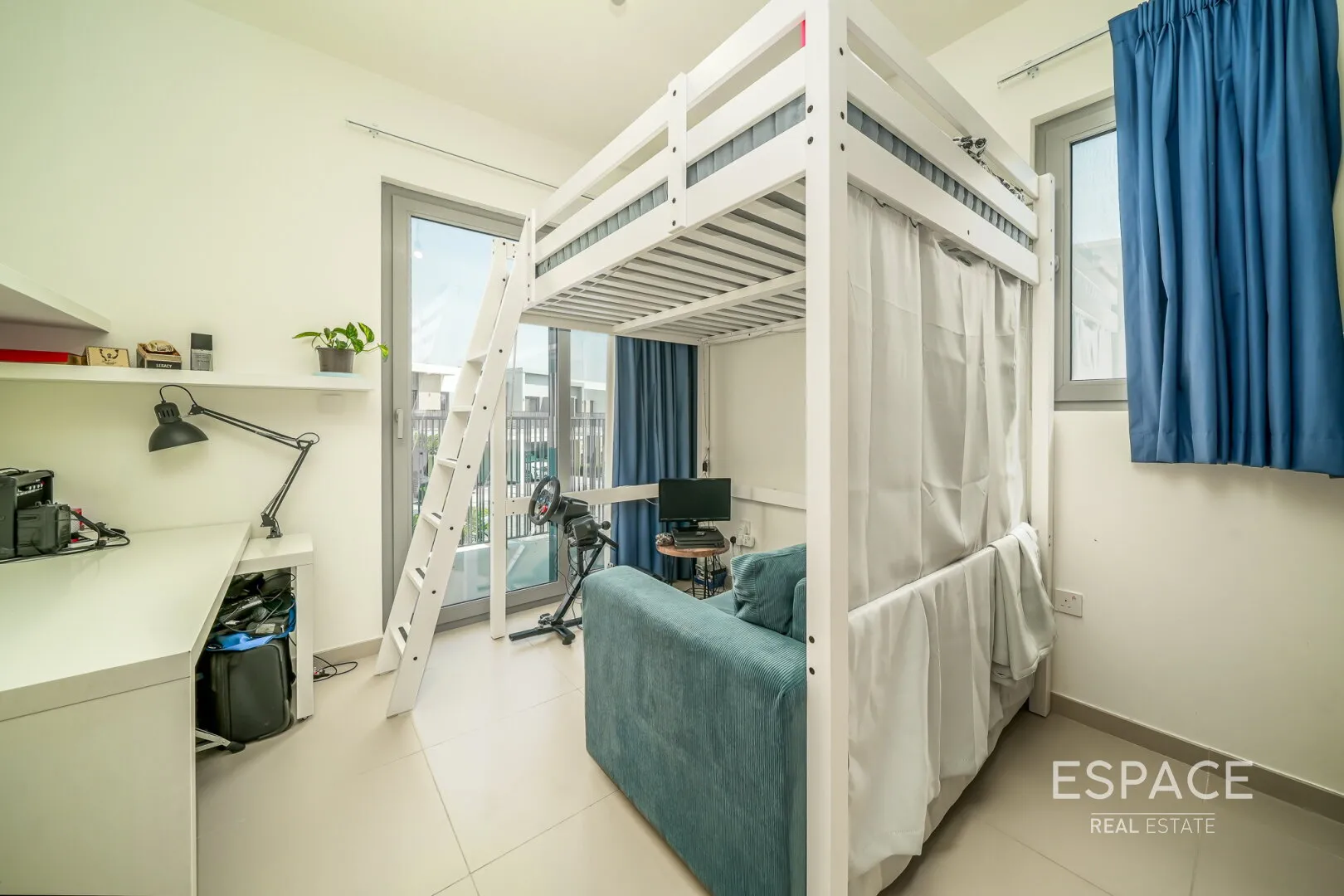 PropertiesGalleryCamera