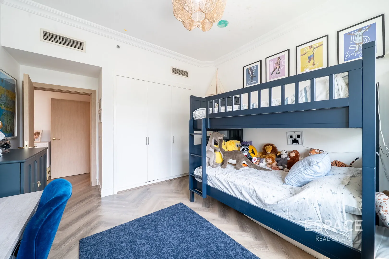 PropertiesGalleryCamera