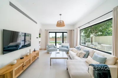 Springs 12, Springs, Dubai - Espace