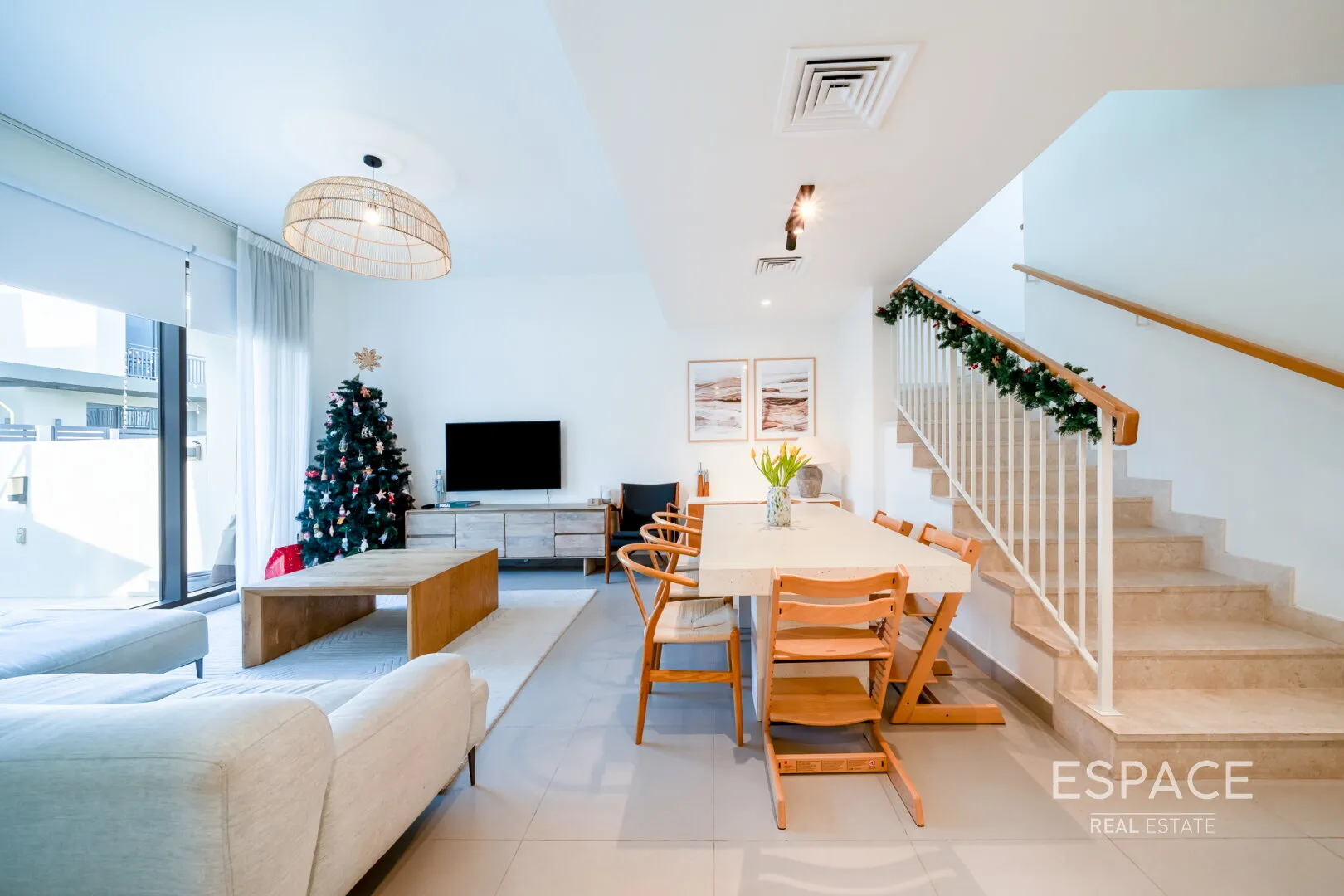 single static gallery