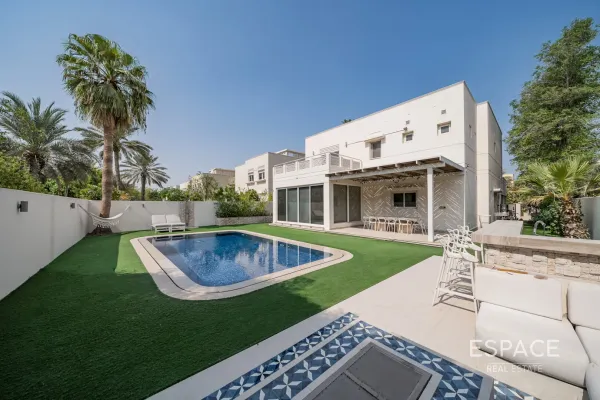 Meadows 9, Meadows, Dubai - Espace