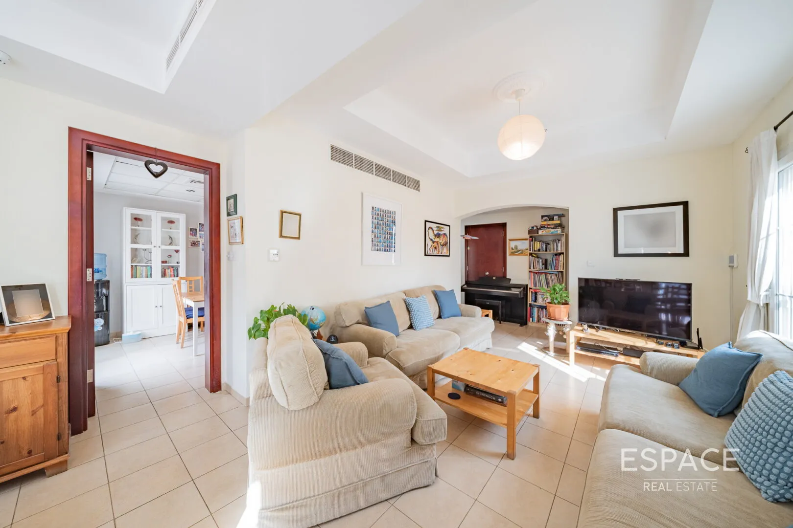 single static gallery