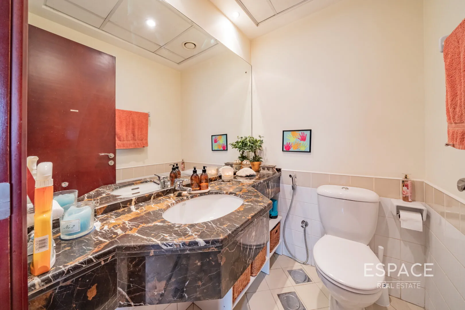 PropertiesGalleryCamera