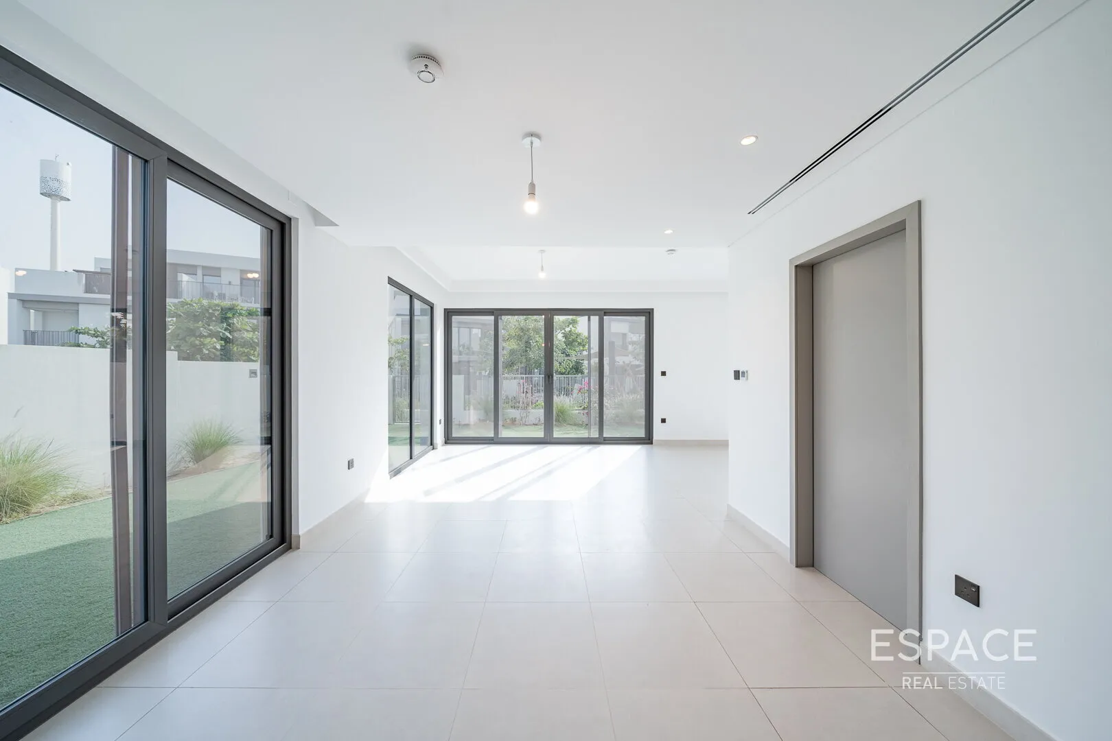 single static gallery