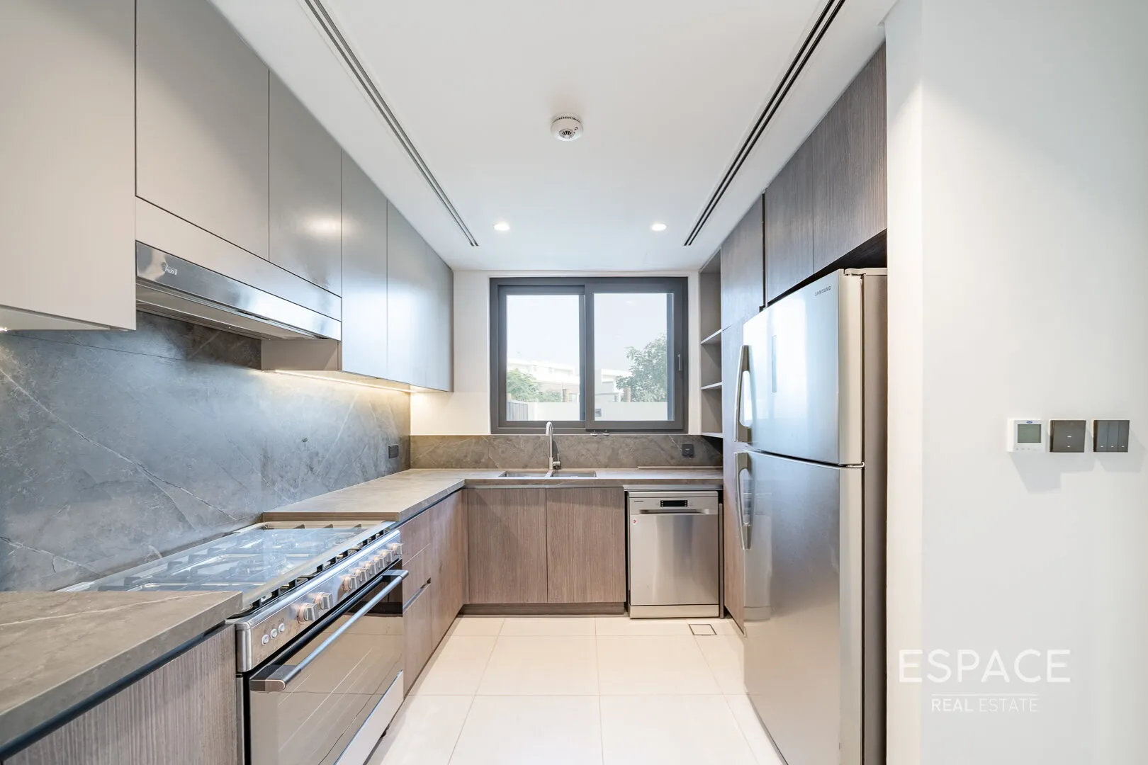 single static gallery