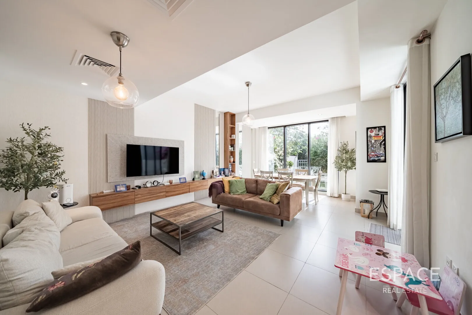 single static gallery