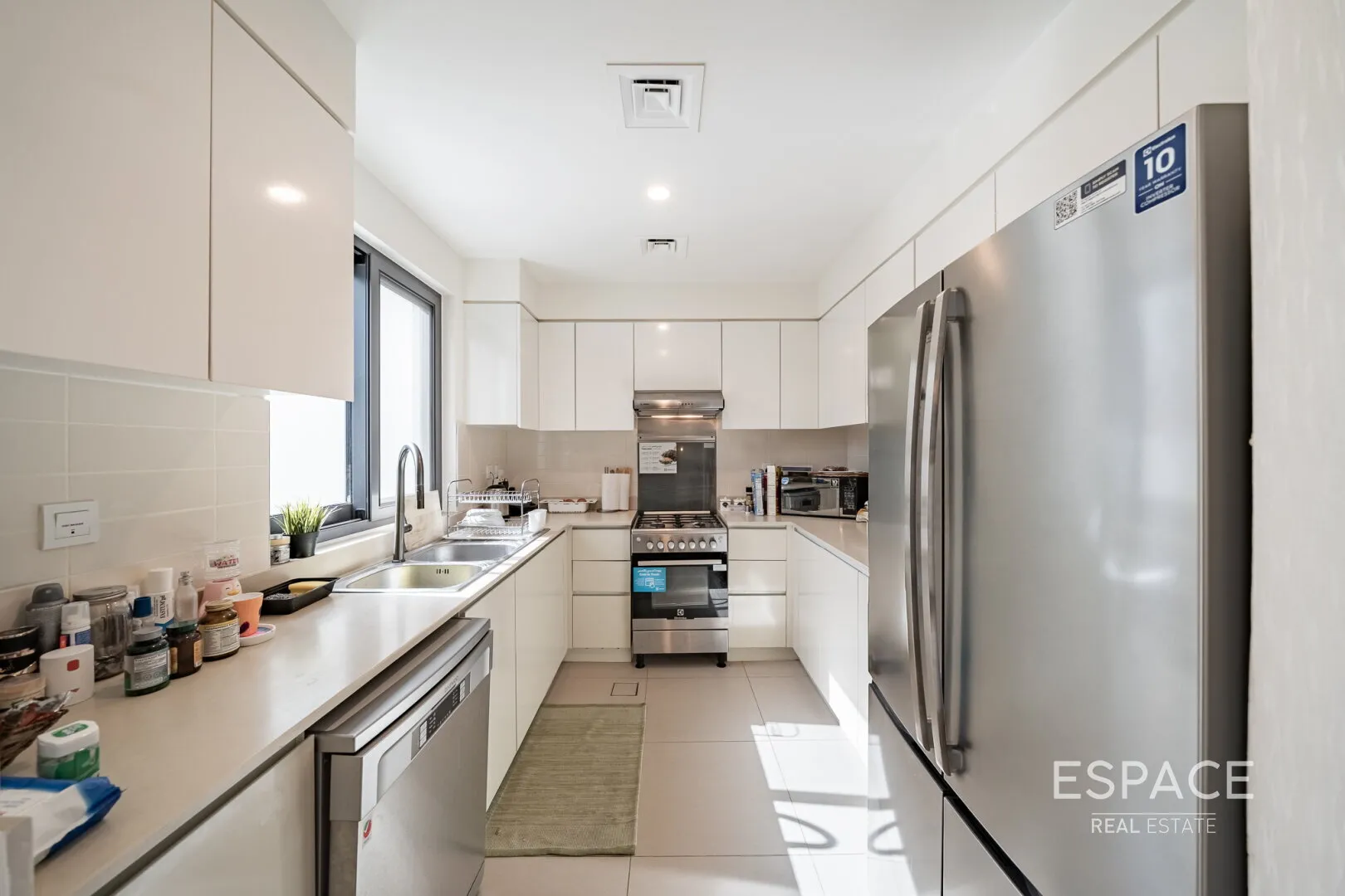 single static gallery