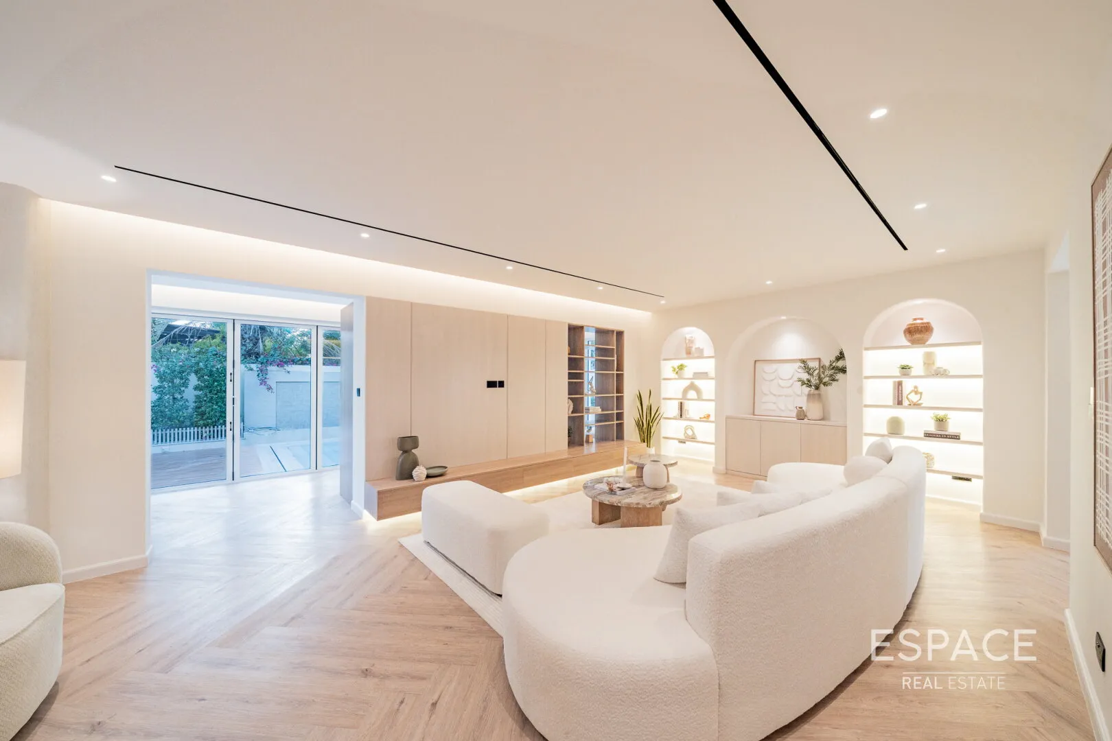 single static gallery