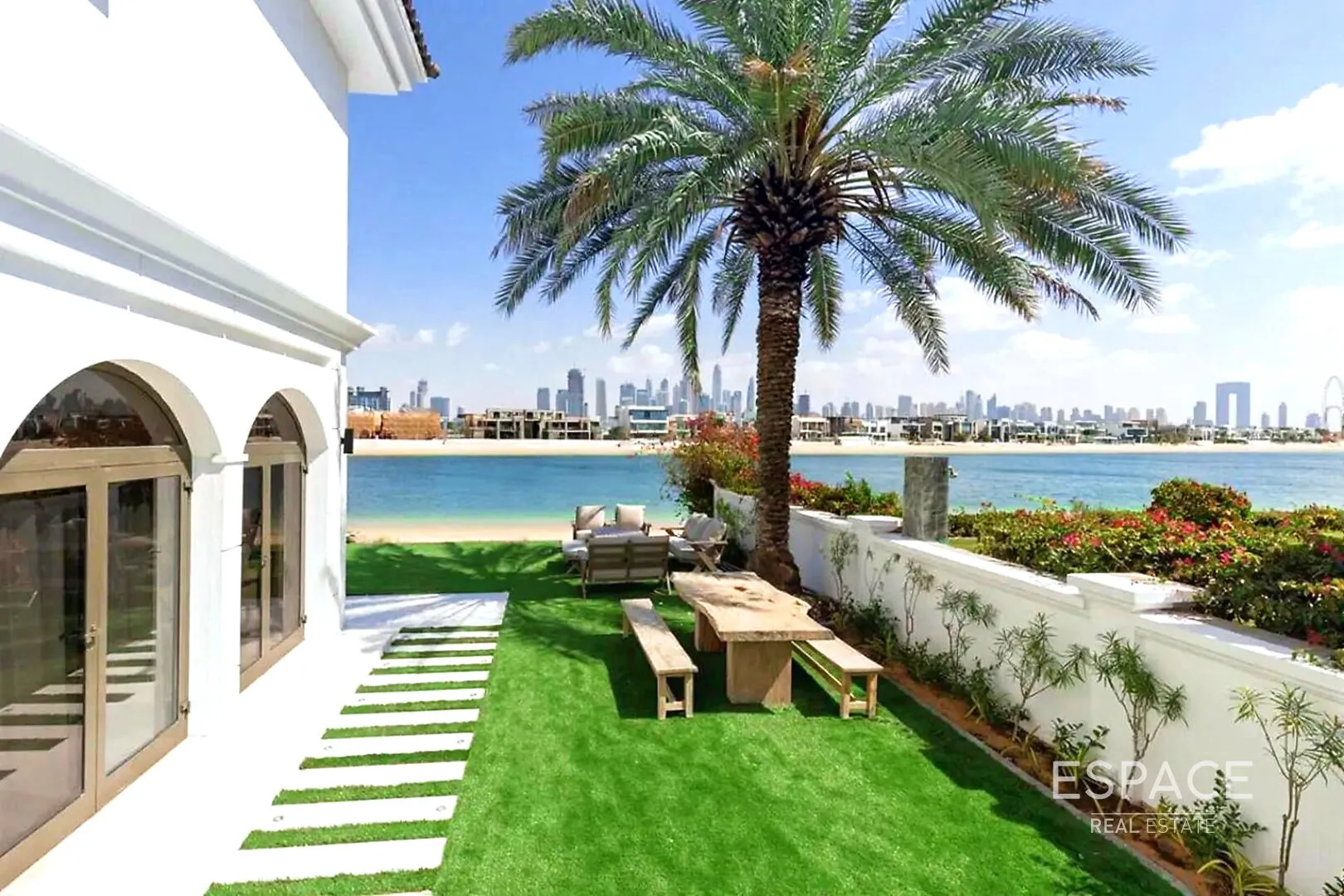 PropertiesGalleryCamera