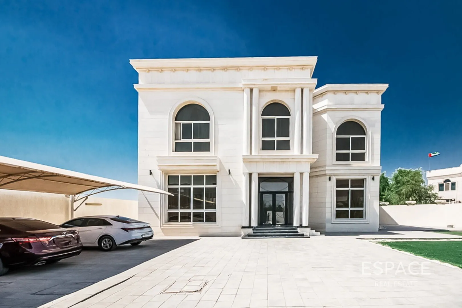 PropertiesGalleryCamera