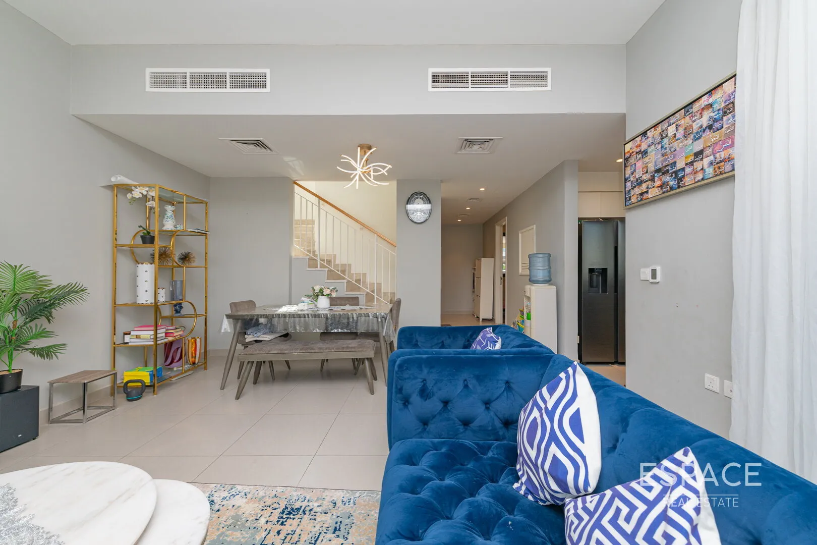 single static gallery