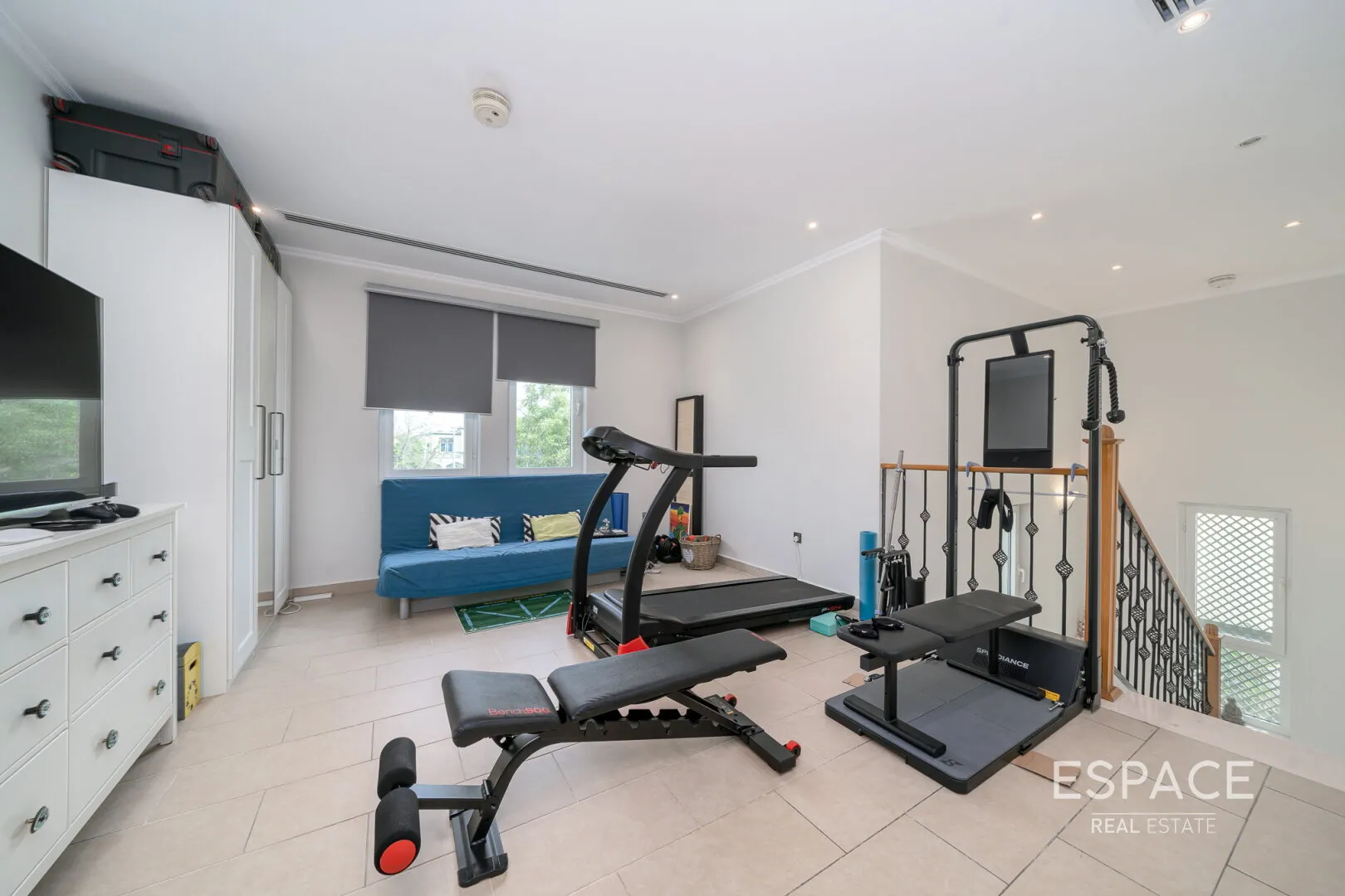 PropertiesGalleryCamera
