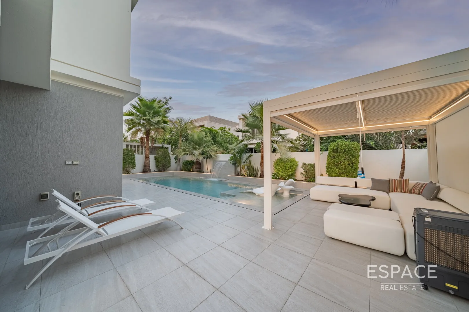 PropertiesGalleryCamera