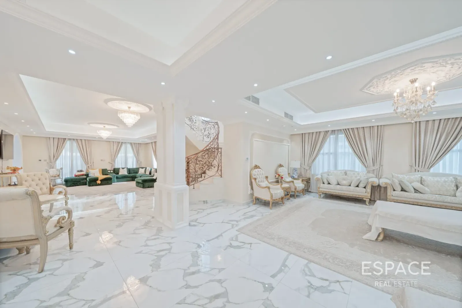 PropertiesGalleryCamera