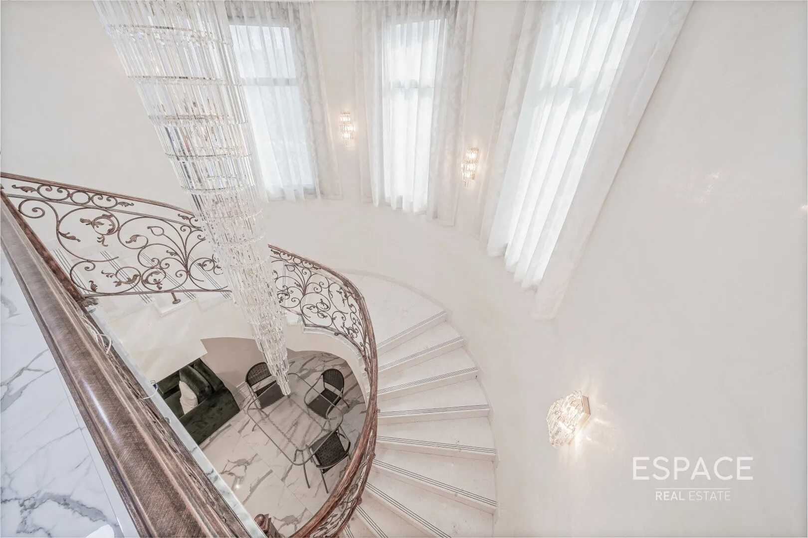 PropertiesGalleryCamera