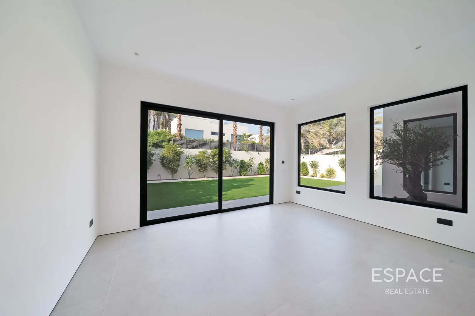 single static gallery