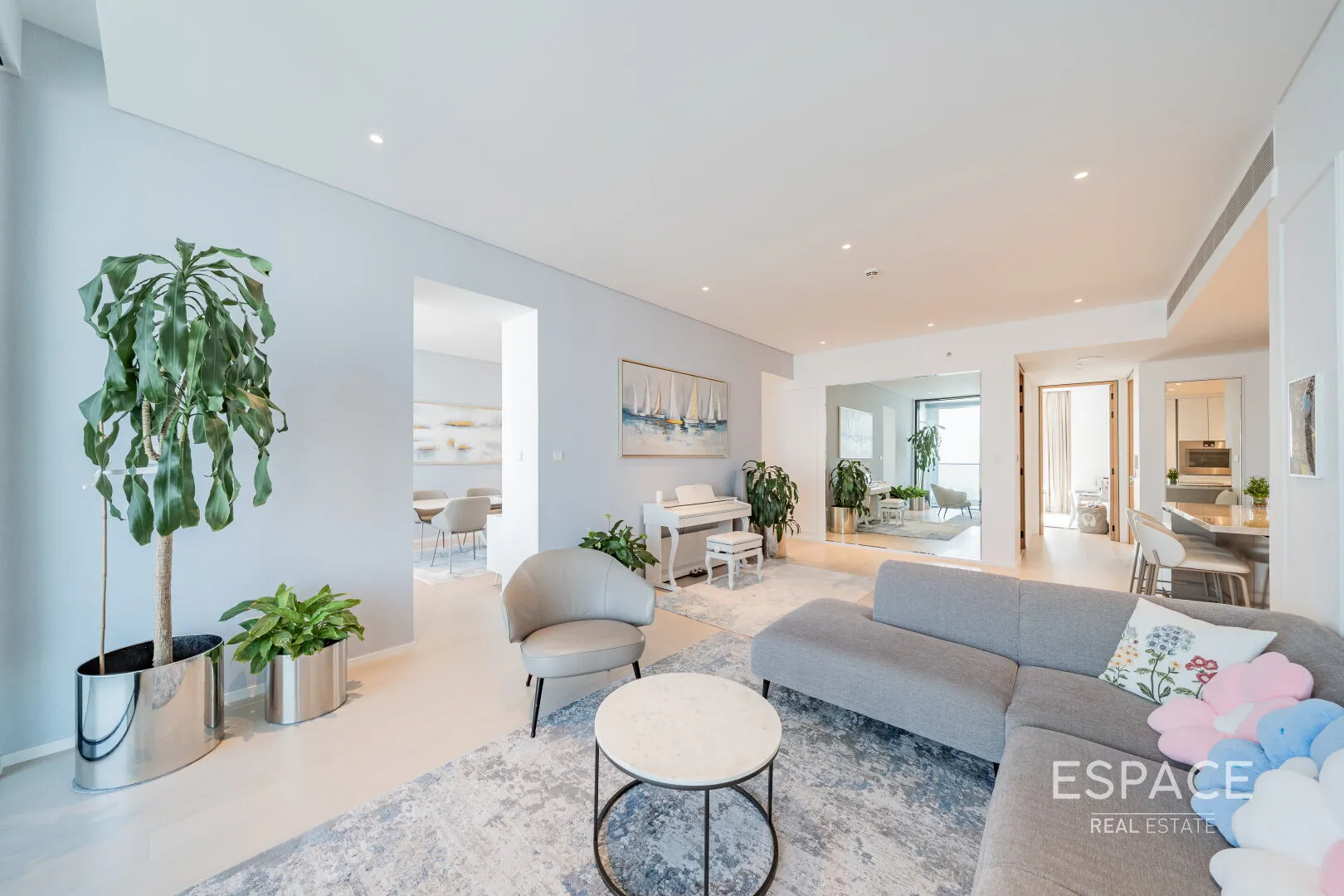 single static gallery