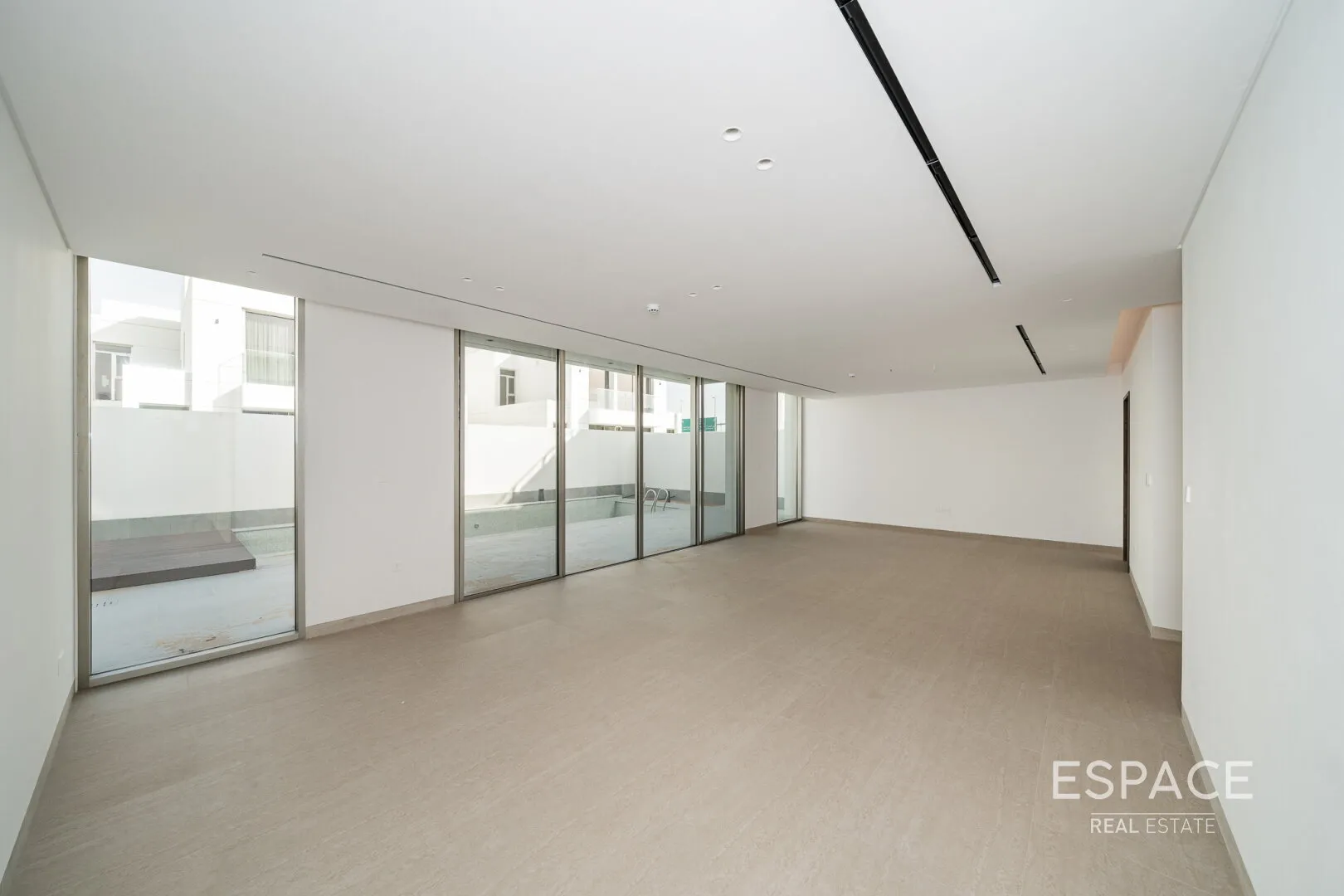 single static gallery