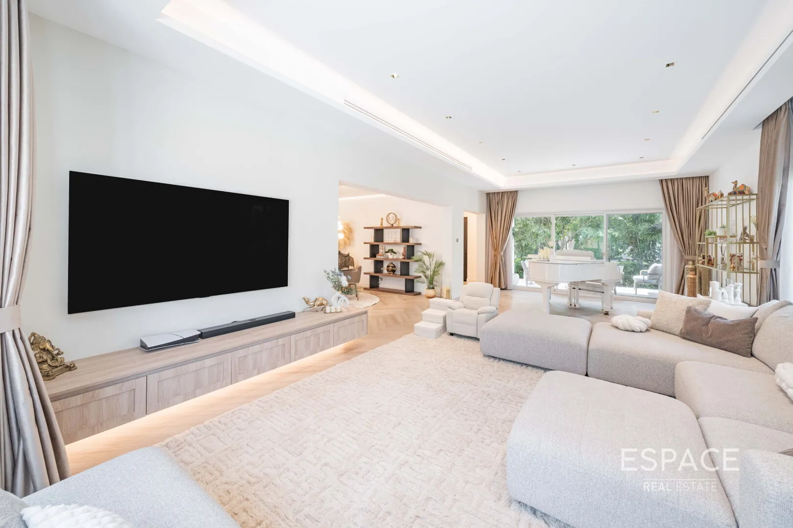 single static gallery