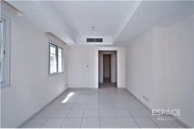 Springs 11, Springs, Dubai - Espace