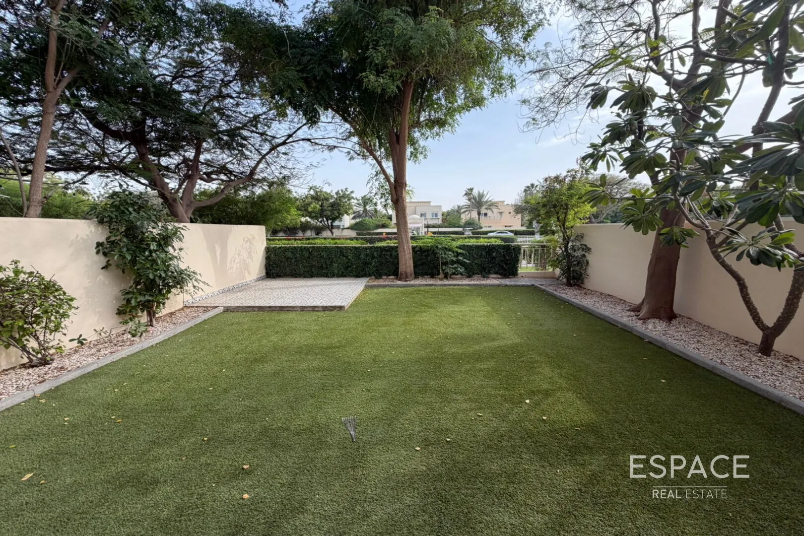 single static gallery