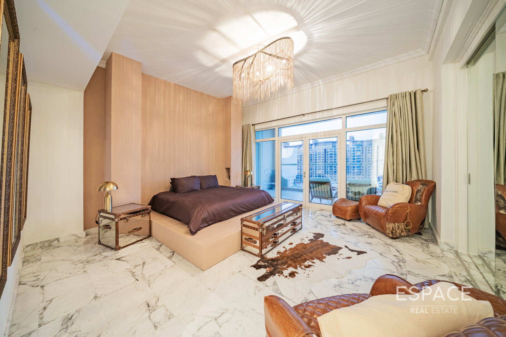 PropertiesGalleryCamera