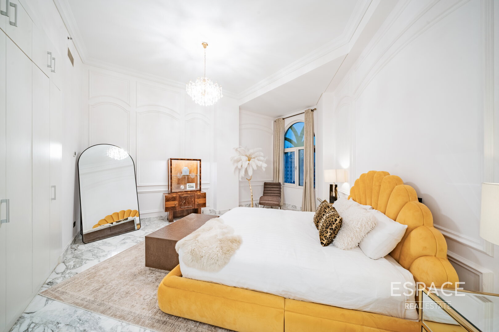 PropertiesGalleryCamera