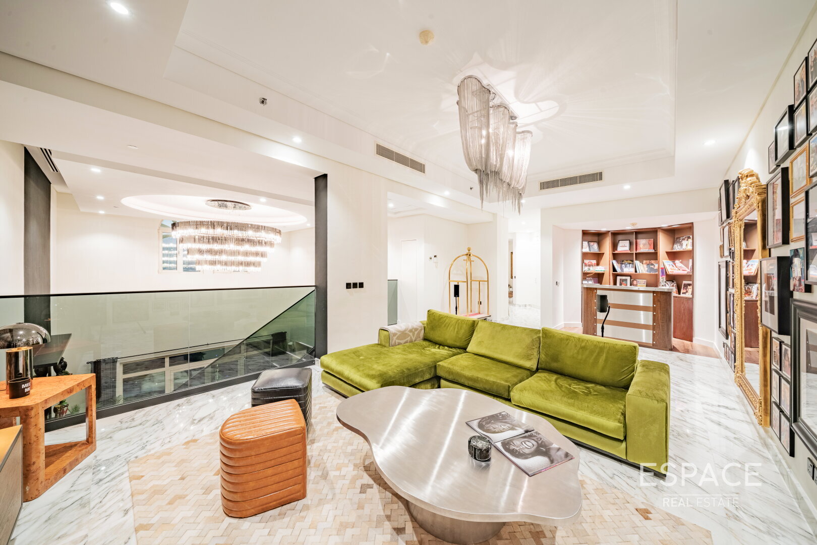 PropertiesGalleryCamera