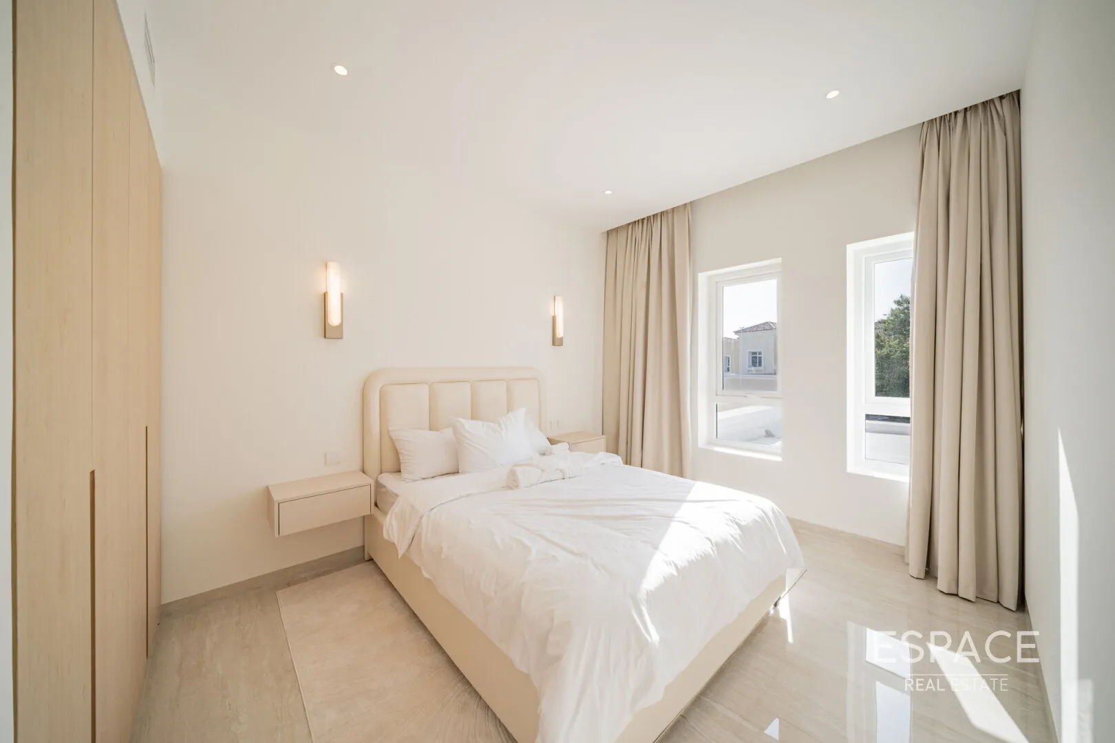 PropertiesGalleryCamera