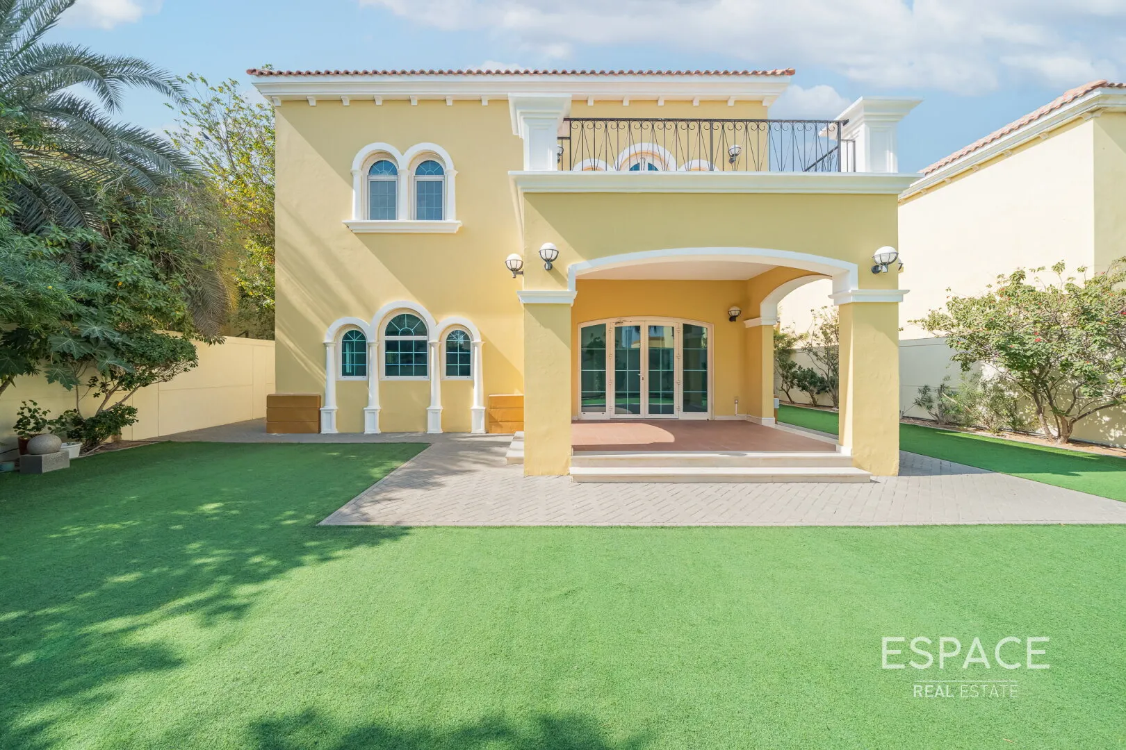 single static gallery