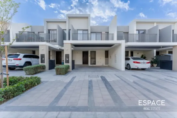 Elan, Tilal Al Ghaf, Dubai - Espace