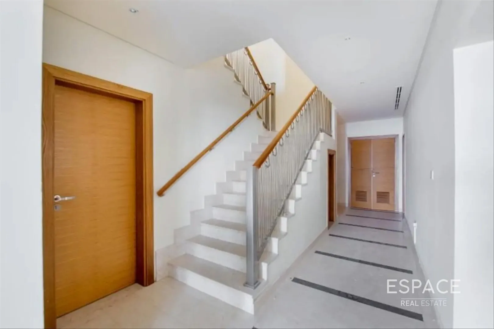 single static gallery