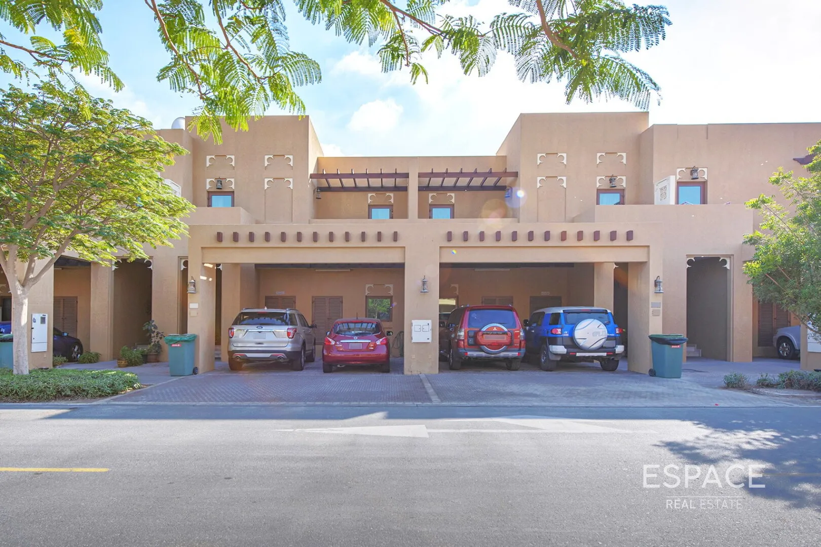 single static gallery