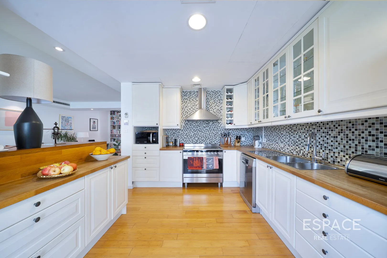 PropertiesGalleryCamera