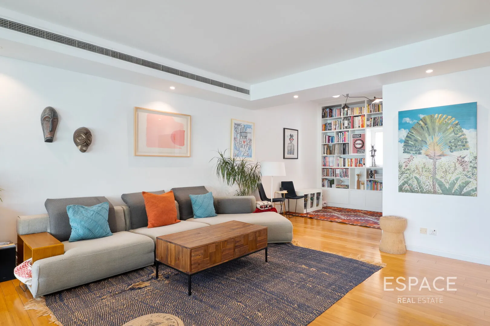 single static gallery